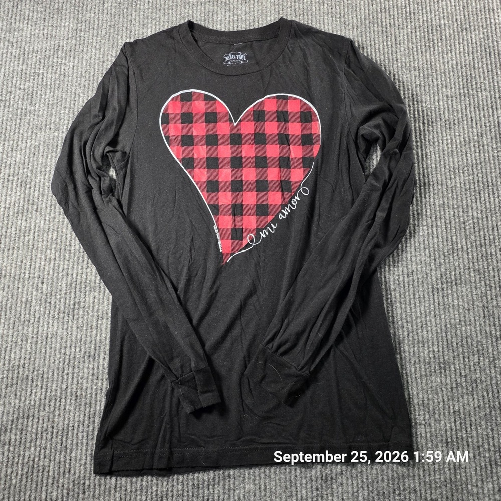 Texas True Threads Black Long Sleeve Buffalo Plaid Heart Mi Amor Graphic Tee S